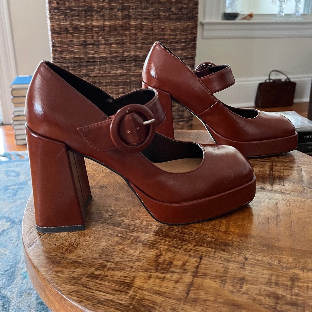Nine West Mary Jane Heels Size 6
